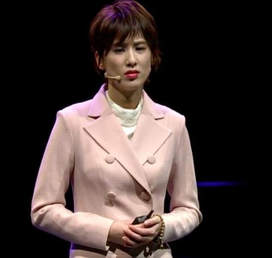 杨子归来，心灵之旅与家庭回归，探寻自然美景中的内心平静