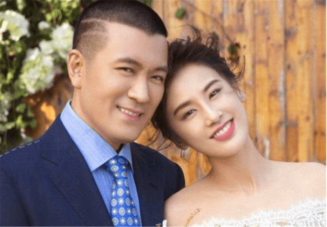 黄圣依与杨子的婚姻之谜，背后的故事与不解的离婚传闻