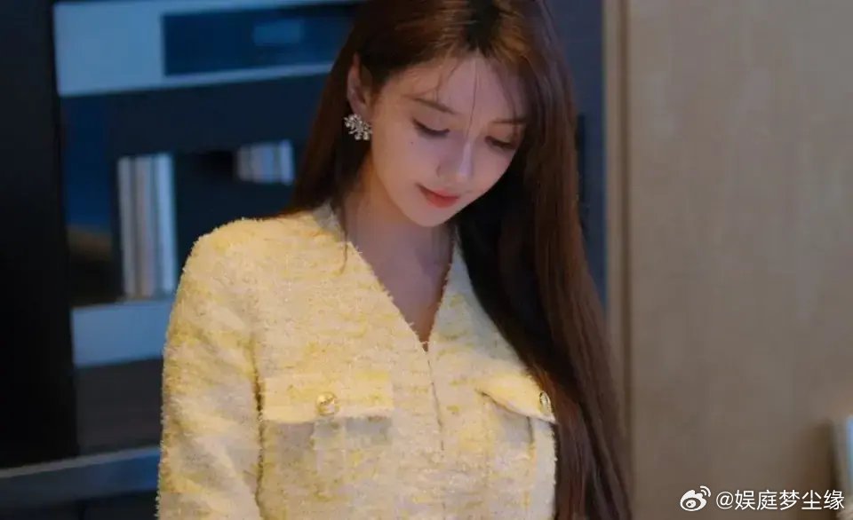 叶珂评价伍佰歌曲背后的故事，揭示音乐中的猥琐元素🎶