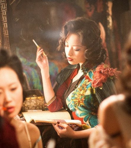 闫妮最新电影，探寻小巷宝藏与特色小店的奇妙之旅