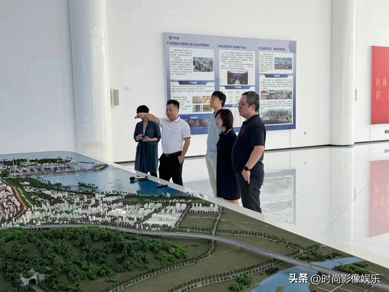 新澳2024濠江论坛资料,标准执行具体评价_IXM81.368性能版