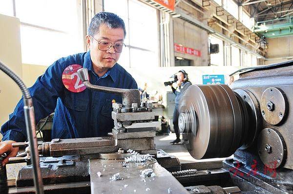 哈尔滨车工招聘指南，最新职位与申请步骤详解