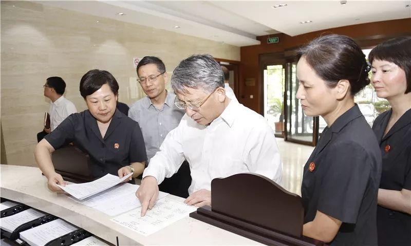 今晚三中三免费公开资料,实效性计划设计_复刻版166.205-3