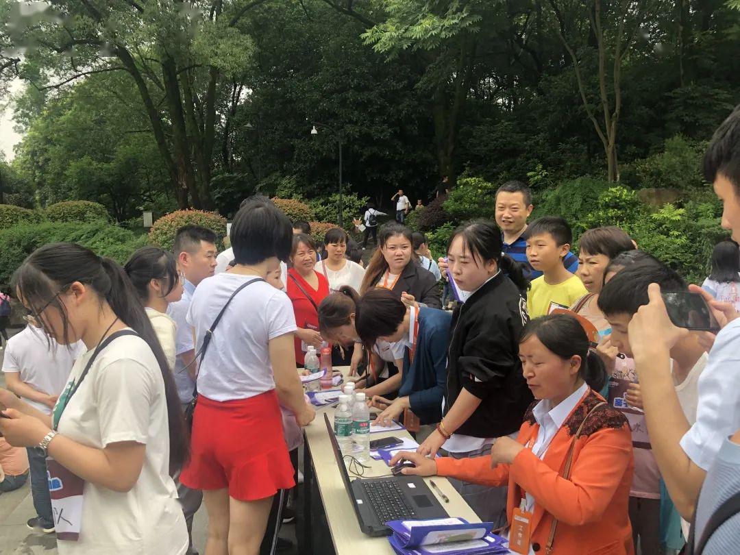 澳门天天彩期期精准龙门客栈,经济方案解析_动态版25.437-4
