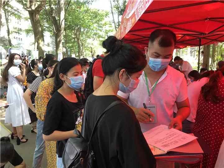 广东廉江最新招聘信息，变化、学习与自信的力量驱动人才招募与成长